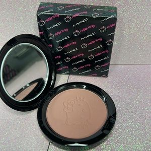 MAC hello Kitty, Beauty Powder